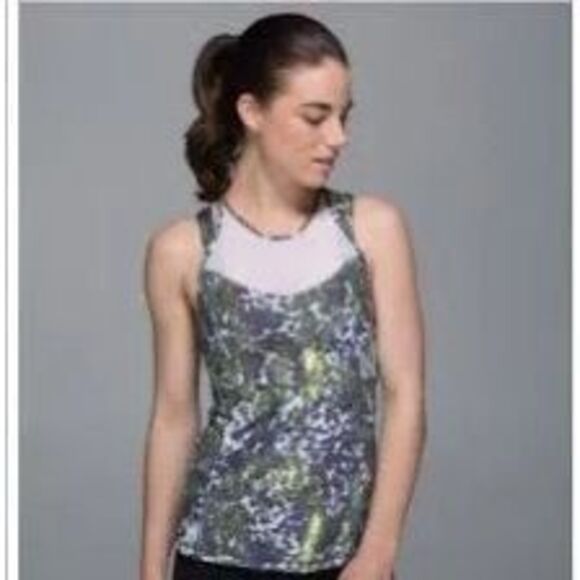 Lululemon Running in The City Tank Top - Picture 1 of 4